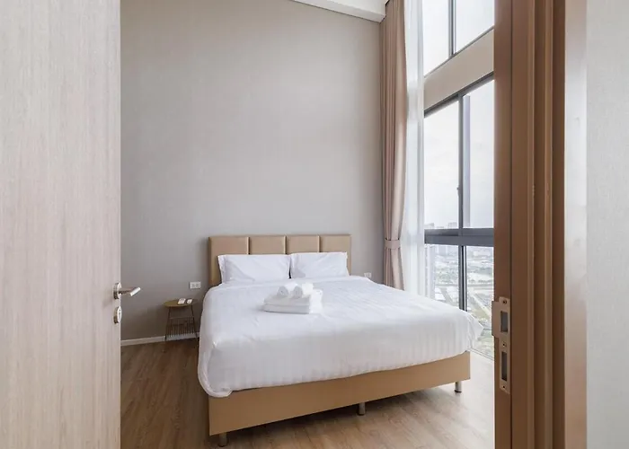 Loft 泳池公寓 三房二卫 免费wifi Bangkok