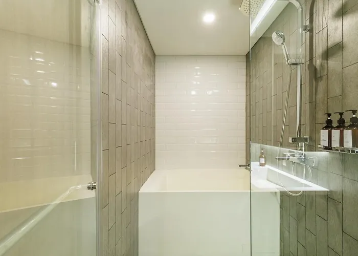 Apartment Loft 泳池公寓 三房二卫 免费wifi