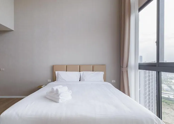 Apartment Loft 泳池公寓 三房二卫 免费wifi *