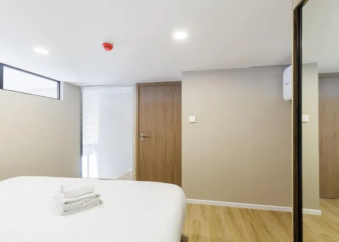 Loft 泳池公寓 三房二卫 免费wifi *
