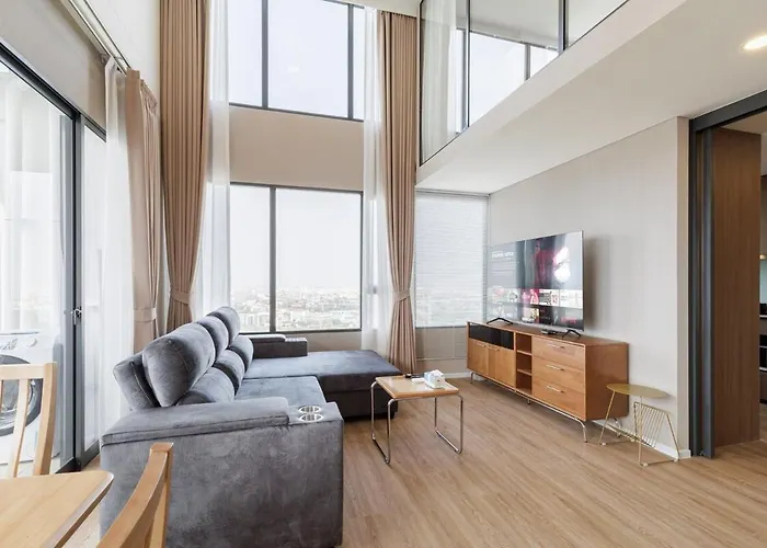 Loft 泳池公寓 三房二卫 免费wifi Bangkok