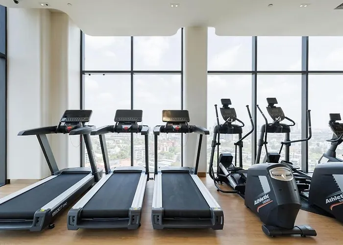 Loft 泳池公寓 三房二卫 免费wifi Apartment